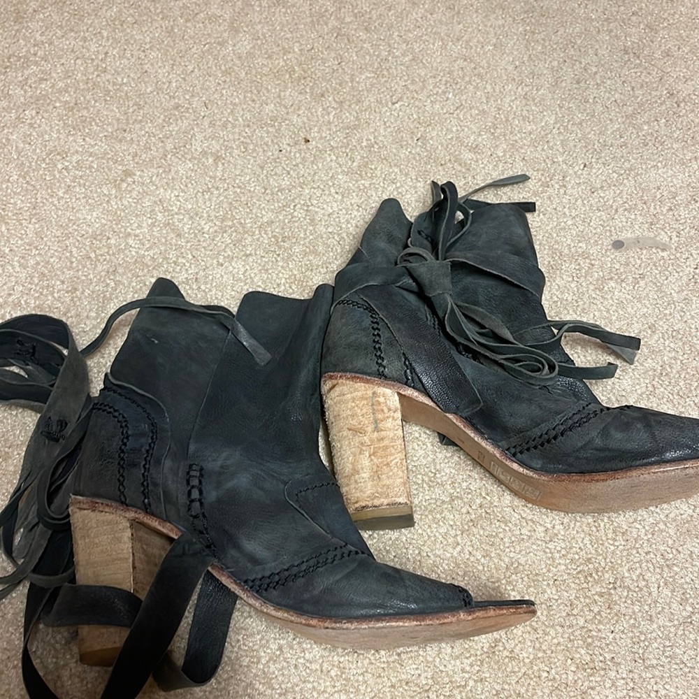 Free people booties, super cute. Size 38